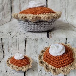Crochet Pumpkin Pie decor